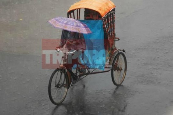 Heavy rain brings sigh of relief from high temperature in Tripura Heavy rain brings sigh of relief from high temperature in Tripura